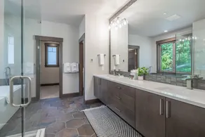 Golf View, Hot Tub, Suncadia Pool Access - Image 3