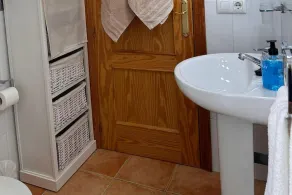 Casa Bueno- Sleeps 7 Private Pool & AirCon - Image 3