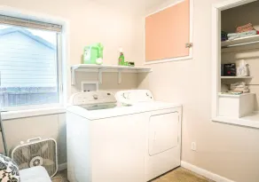 Cute home in Sturgis City Limits - Image 2