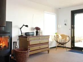 6 person holiday home in Hadsund - Image 2