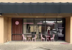 Private Luxury Boutique Space - Image 5