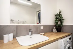 Holiday Apartment 'Ländle Lodge' with Garden and Wi-Fi - Image 3