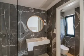 Luxury Villa Bacana near the sea in Brela, sauna, jacuzzi, family, quiet area, heated pool, gym - Image 4