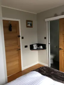 FANTASTISKE VISNINGER !! Kyle. 1 km til Isle of Skye!  En-suite, roligt område. Sæt tv. - Image 5