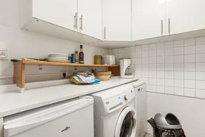 Appartement \"Chez Eliane Au Lavandou\" avec terrasse privée, jardin privé et Wi-Fi - Image 2