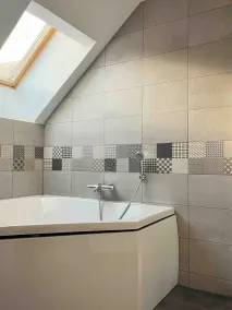 IMPRESSIVE CHALET - SLEEPS 7 - Image 3