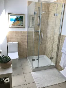 Maison de village spacieuse et aérée avec grand jardin et piscine privée - Image 2