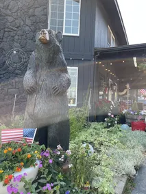 Chalet Inn - Image 5
