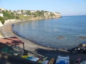 House / Villa - Brucoli - Baia dei Turchi - Californian style with garden in front of the sea - Image 2
