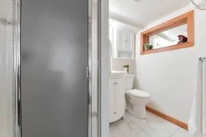 Gulf Island View Suite by EMR Vacation Rentals - Image 3