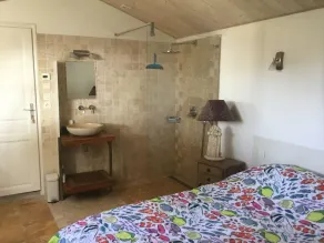 NOIRMOUTIER: CHARMING RESIDENCE, VERY COMFORTABLE, 800 M FROM THE BEACH AND TOWN CENTER - Image 3