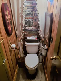 Waterfall Suite - Private Secluded Loft in Lyles - Image 2
