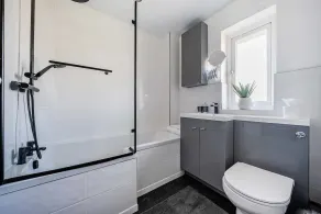 Stylish 2BR Apartment near MCR Airport - Image 2