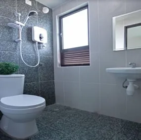 Muslim 3BR Cosy Stay @ The Heights - Image 2