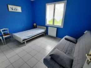 Cozy 3-Bed Home Near St Roch Thermal Baths, Fully Equipped, Sleeps 9 - Image 4
