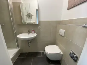 Beautiful 1 room apartment directly on the Fleth - Image 2