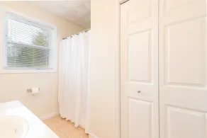 New Rental in the Pier! Central Air, Beach Passes, New Patio, New Outdoor Shower! - Image 4