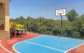 Awesome Home In Tordera - Image 2