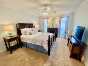Gated condo near beaches, shops and dining - Image 5