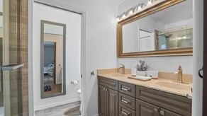 Spectacular home with outdoor POOL and LAKE view (62nd St N) - Image 3