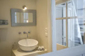 Fiskernes hus mod havet med terrasse, charme og enestående udsigt - Image 2