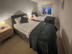 5 bedroom accommodation in Newchurch, near Sandown - Image 5
