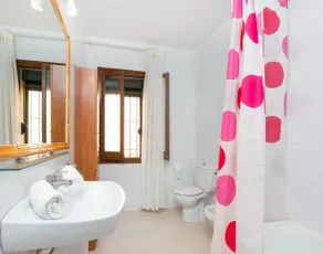 Villa in Costa Brava With Pool Near Beach - Image 2