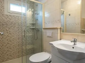 Bonito apartamento en villa para 6 personas con A/C, piscina, WIFI, TV, terraza y mascotas permitida - Image 3