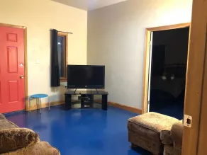 Nugget Place-Includes three separate two bedroom units near Mendenhall Glacier-DISCOUNTS ON TOURS! - Image 2