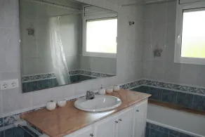 ESTARTIT VILLA STILL TILL PRIVAT POOL GARDEN WIFI LAUNDRY HUSHOLDE INKLUDERAD - Image 3