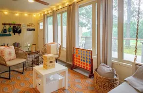 CaddyShack~ Newly remodeled townhome yards from back 40 bike trails - Image 2