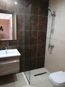 Stunning brand-new apartment with a view of the pool - Image 2