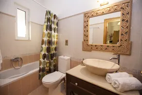 Arch Villa - Image 5