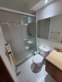 Spacious room with private bathroom and balcony - Image 3