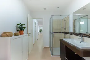 Ferienwohnung \"Eclipse\" mit Bergblick, Whirlpool, WLAN, Klimaanlage und Terrasse - Image 2