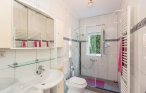 Gorgeous apartment in Podaca - Image 2