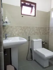 Otha Shy Airport Transit Hotel - Image 2