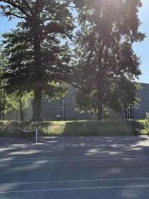 Schöner Bungalow in einer wunderschönen Gegend - Image 3