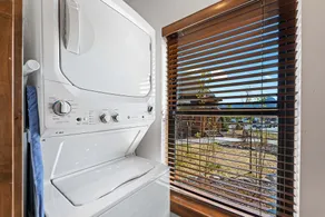 Chalet adapté aux familles avec barbecue et jacuzzi | Vue montagne - Image 2