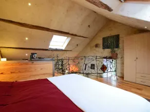 Gorgeous Holiday Home in Longueville with Pond - Image 5