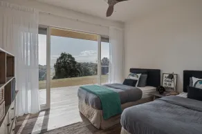 Betty - Black Mountain House - Image 3