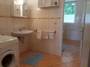 Appartamento con griglia e giardino | Vista sulla natura - Image 2