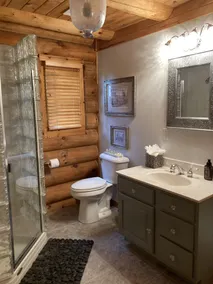 Gorgeous Log Home featuring  8-person outdoor HOT TUB-available year round. - Image 5