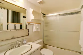 Mesa Golf Course Home i Gated Resort Community - Image 3