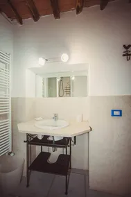 Lägenhet på första våningen med en privat sittgrupp och en underbar utsikt - Image 2
