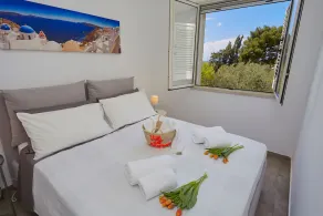 Casa de romã com jacuzzi e jardim - Image 4