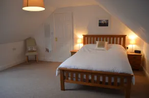 Contemporary 3bed cottage w/garden,5 mins to beach - Image 5