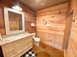 By the Lake Lodge... 4 Bedroom/4 Bath..Enjoy fun on the lake. - Image 4