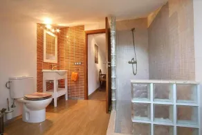 Elegant Family Villa with Private Pool, Jacuzzi, Spacious Garden & Games Area - Image 5