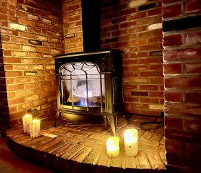 Birch Lodge - mountain views, hottub, minutes to Okemo! - Image 2